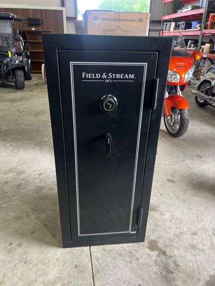 Field and Stream 1871 Gun Safe - Locked & Combination Unknown image