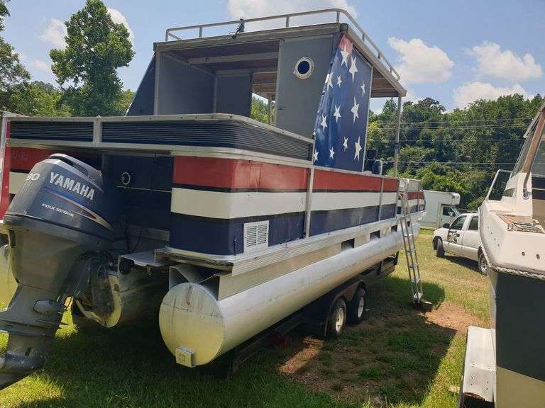 28 ft Pontoon Boat on trailer