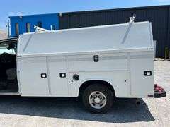 2018 Chevrolet Express 3500 2WD Service Van Body