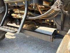 Mahindra 5010 Enclosed Cab Tractor with Front End Loader
