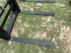 2025 Mower King Unused SA Skidsteer Pallet Forks
