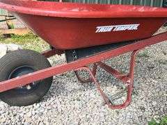 Wheelbarrel