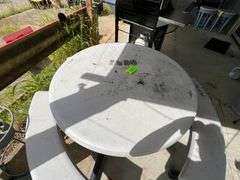 Lifetime Picnic Table (foldable)