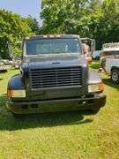 1997 International 4700 4 x 2 Wrecker