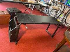 Rolling desk