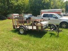 Utility Trailer with hoist