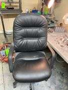 Lot of (5) Dremel tools - (2) Cases, Ryobi Drill with table and contents and chair