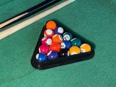Mini Pool table
