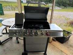 Royal Gourmet Gas Grill - NEW