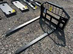 2025 GIYI Unused 5' Skid Steer Pallet Forks