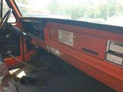 1977 Ford F350 Custom Box Truck (no contents)