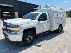 2017 Chevrolet Silverado 3500HD LT 2WD Service Body