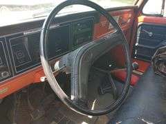 1977 Ford F350 Custom Box Truck (no contents)