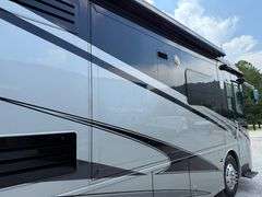 2008 Newmar Mountain Aire 4529 Diesel Pusher Motorhome