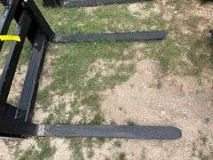 2025 Mower King Unused SA Skidsteer Pallet Forks