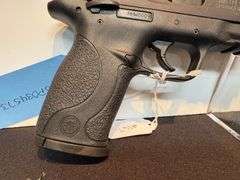 Smith & Wesson M&P 22 Compact Pistol - 22LR