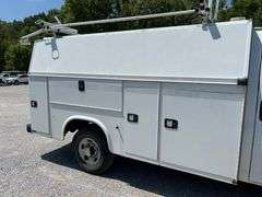2018 Chevrolet Express 3500 2WD Service Van Body