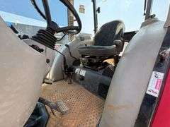 Mahindra 5010 Enclosed Cab Tractor with Front End Loader