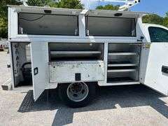 2017 Chevrolet Silverado 3500HD LT 2WD Service Body
