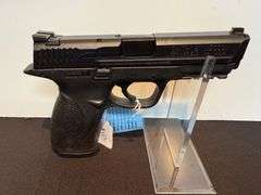 Smith & Wesson M&P 9 Pistol