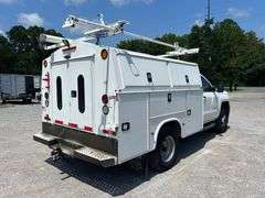 2017 Chevrolet Silverado 3500HD LT 2WD Service Body