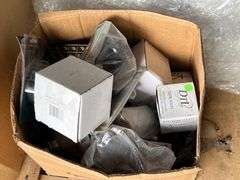 Electronic Equipment / Pallet of boxes, misc