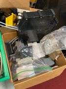 3D Printer COMGROW with table & contents