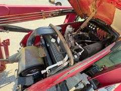 Mahindra 5010 Enclosed Cab Tractor with Front End Loader