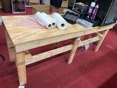 2022 Original Prusa 13 3D Printer / Wood table, / Contents included