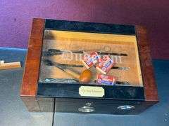 (5) Cigar boxes