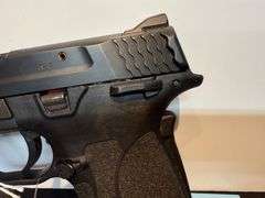 Smith & Wesson M&P 9 Shield Pistol - 9mm Luger