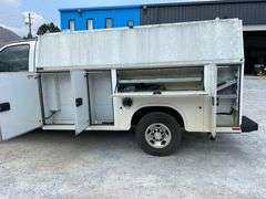 2018 Chevrolet Express 3500 2WD Service Van Body