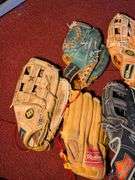 (9) Baseball gloves
