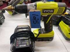 Ryobi P271 Drill 18V with Charger