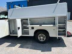 2018 Chevrolet Express 3500 2WD Service Van Body