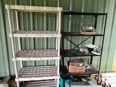 Large lot : Sink/cabinet/shelves