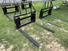 2025 Mower King Unused SA Skidsteer Pallet Forks