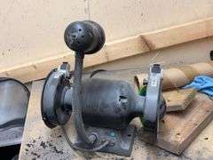 Dual Sander, Metal Shelf, wood top table