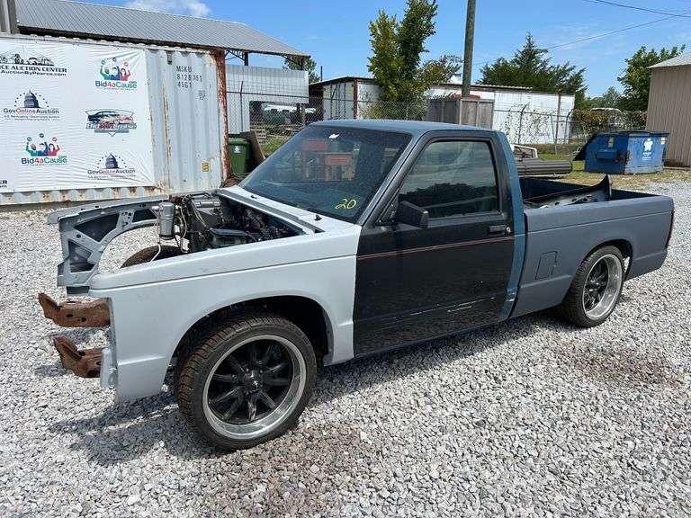 1990 Chevy S10 image