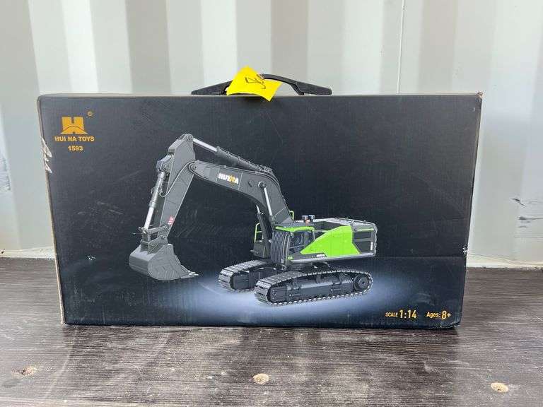2025 Unused Huina Model 1593 Remote Control Excavator image