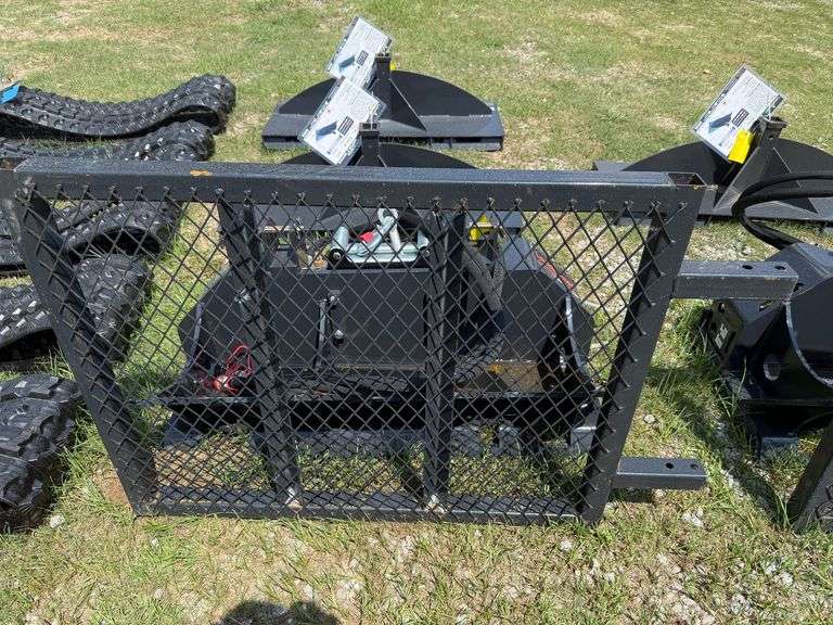 2025 Landhonor Unused Skidsteer Hydraulic 15,000lb Winch Plate image