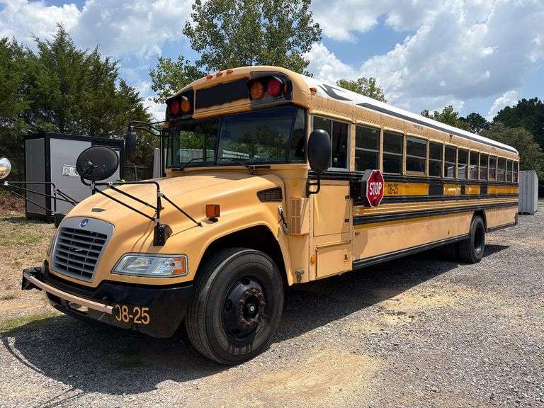 2008 BlueBird BBCV3303S Diesel Passenger School Bus image