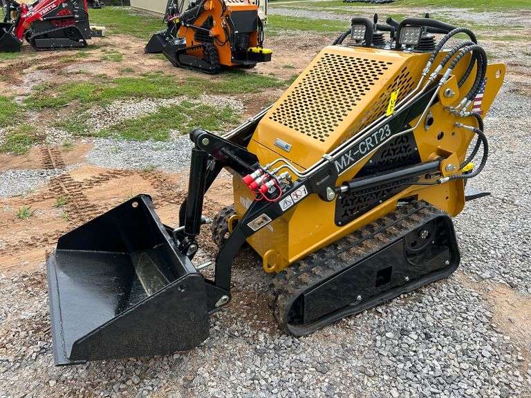 2025 AGT Industrial Unused MX-CRT23 Mini-Track Loader image