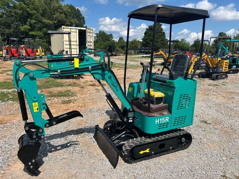 2025 CFG Industrial Unused H15R Mini Excavator image