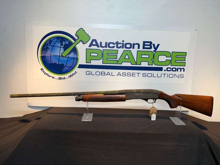 Winchester Semi-Automatic 16 Ga Shotgun image