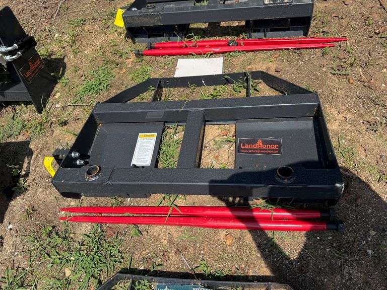 2025 Landhonor Unused BS-12-2500G Skidsteer Bale Spear image