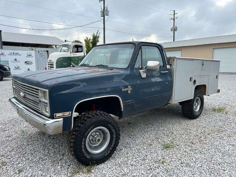 1984 CHEVROLET C/K Pickup  4 x 4 Shop truck image