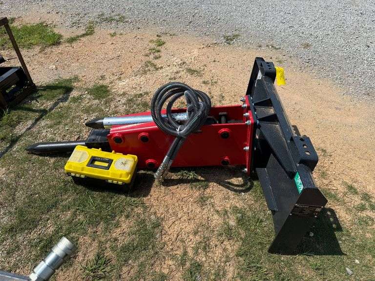 2025 Raytree RMH680 Skidsteer Hydraulic Hammer image