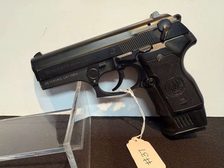 Beretta 8040 Mini Cougar Pistol, 40 S&W image