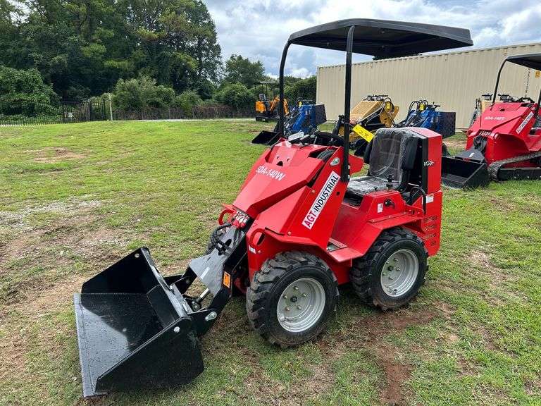 2025 AGT Industrial Unused SDA-140W Wheeled Front Loader image